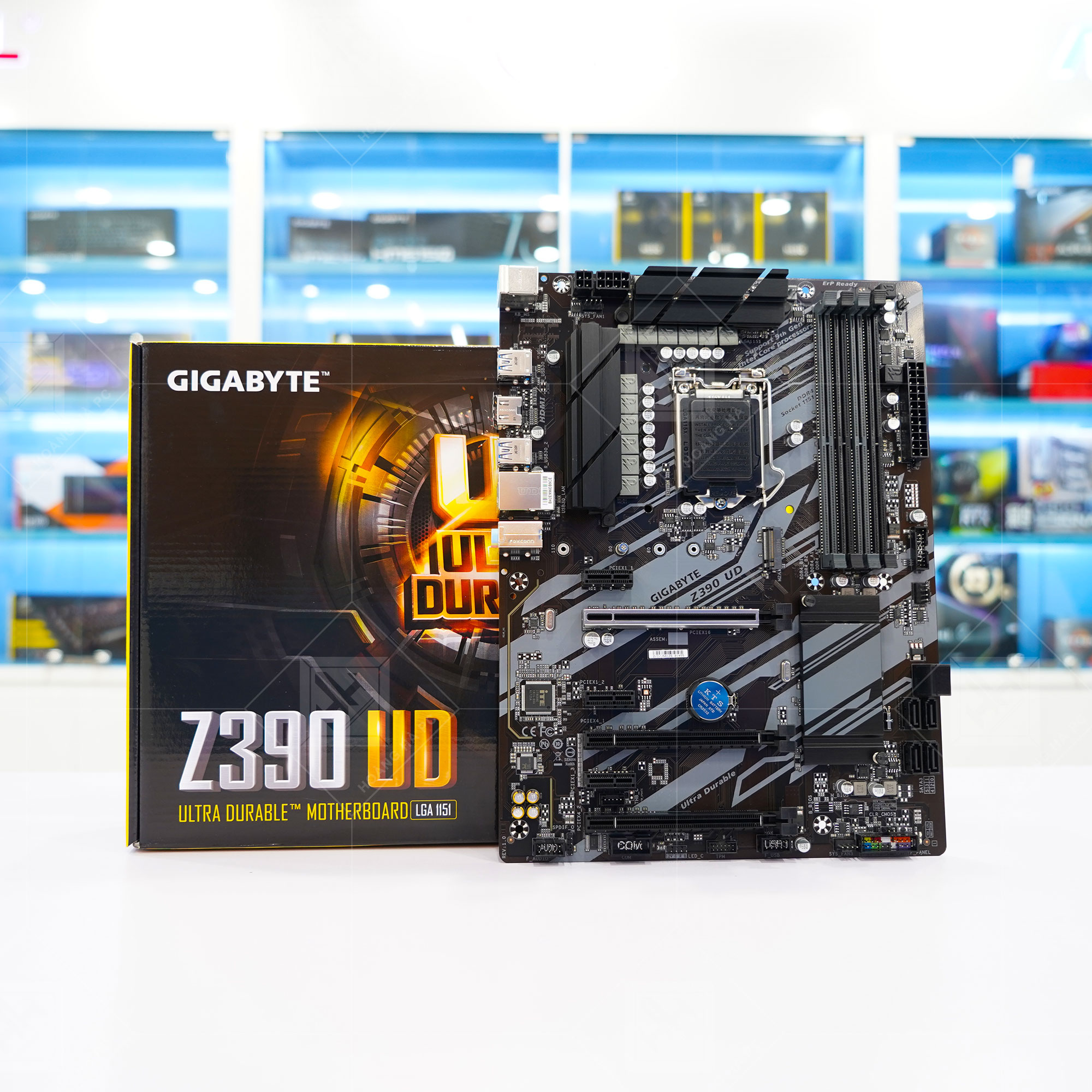 437_gigabyte_z390_ud_01